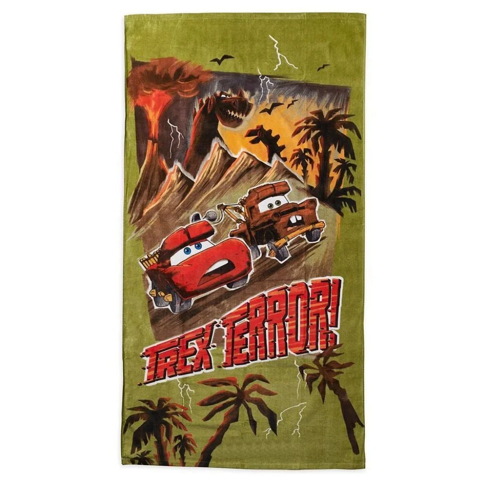 Disney Store Cars on the Road Lightning McQueen Tow Mater Beach Towel